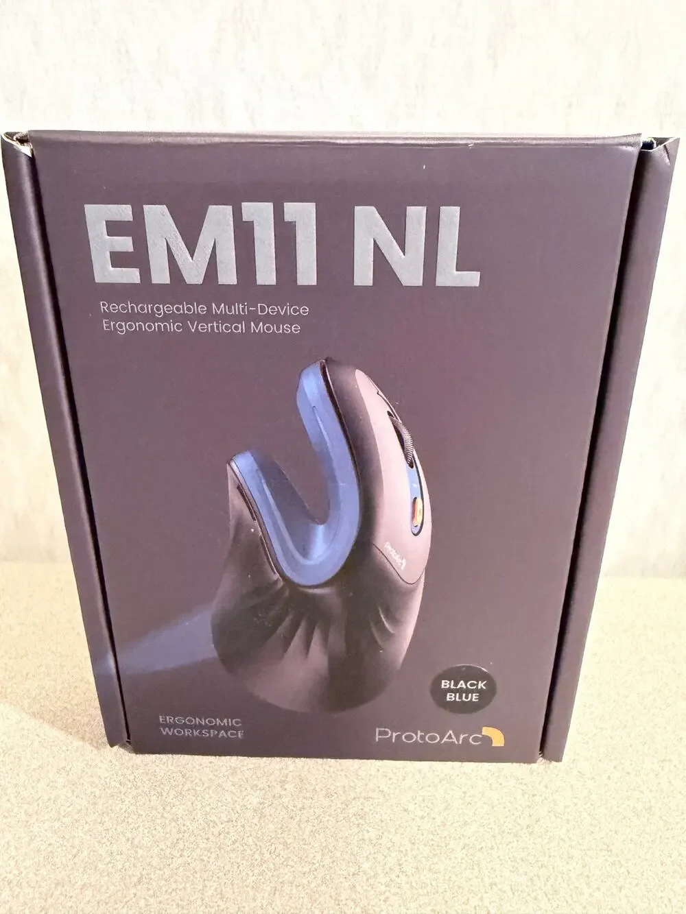 ProtoArc EM11 NL Ergonomic Vertical Mouse Wireless Bluetooth Rechargeable New
